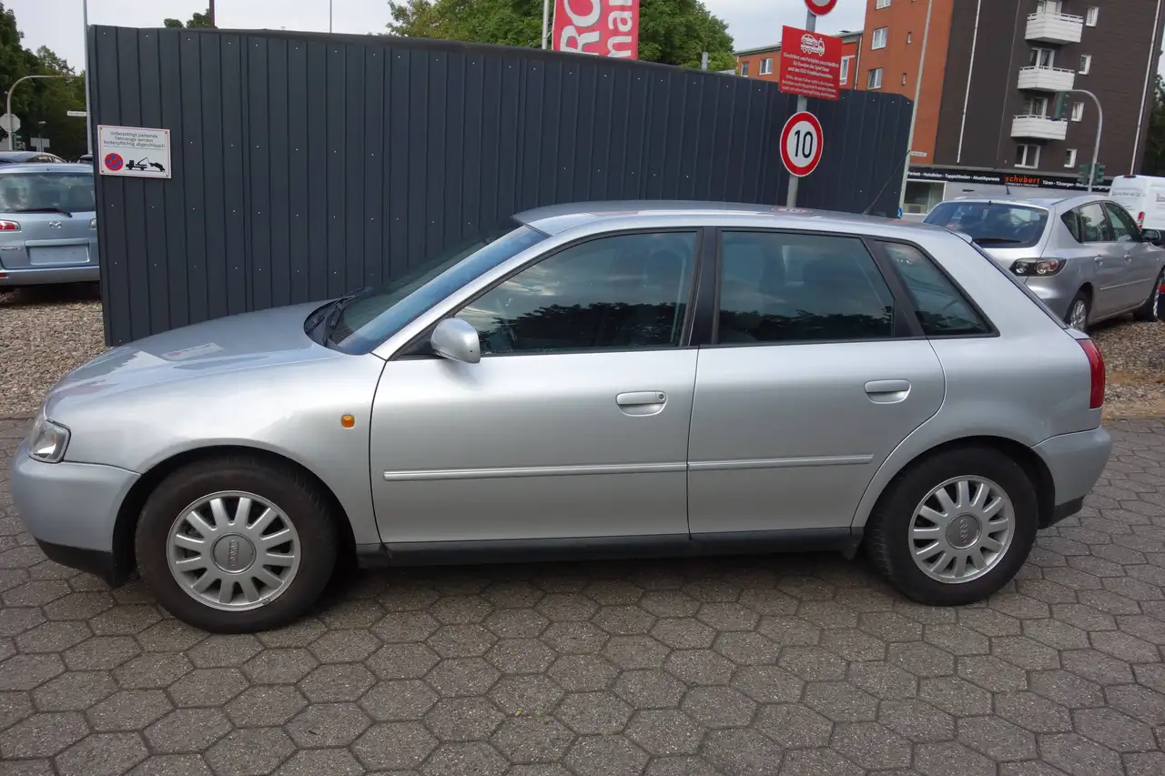 Audi A3 1.8 Ambiente Automatik TÜV9.2028, foto 1