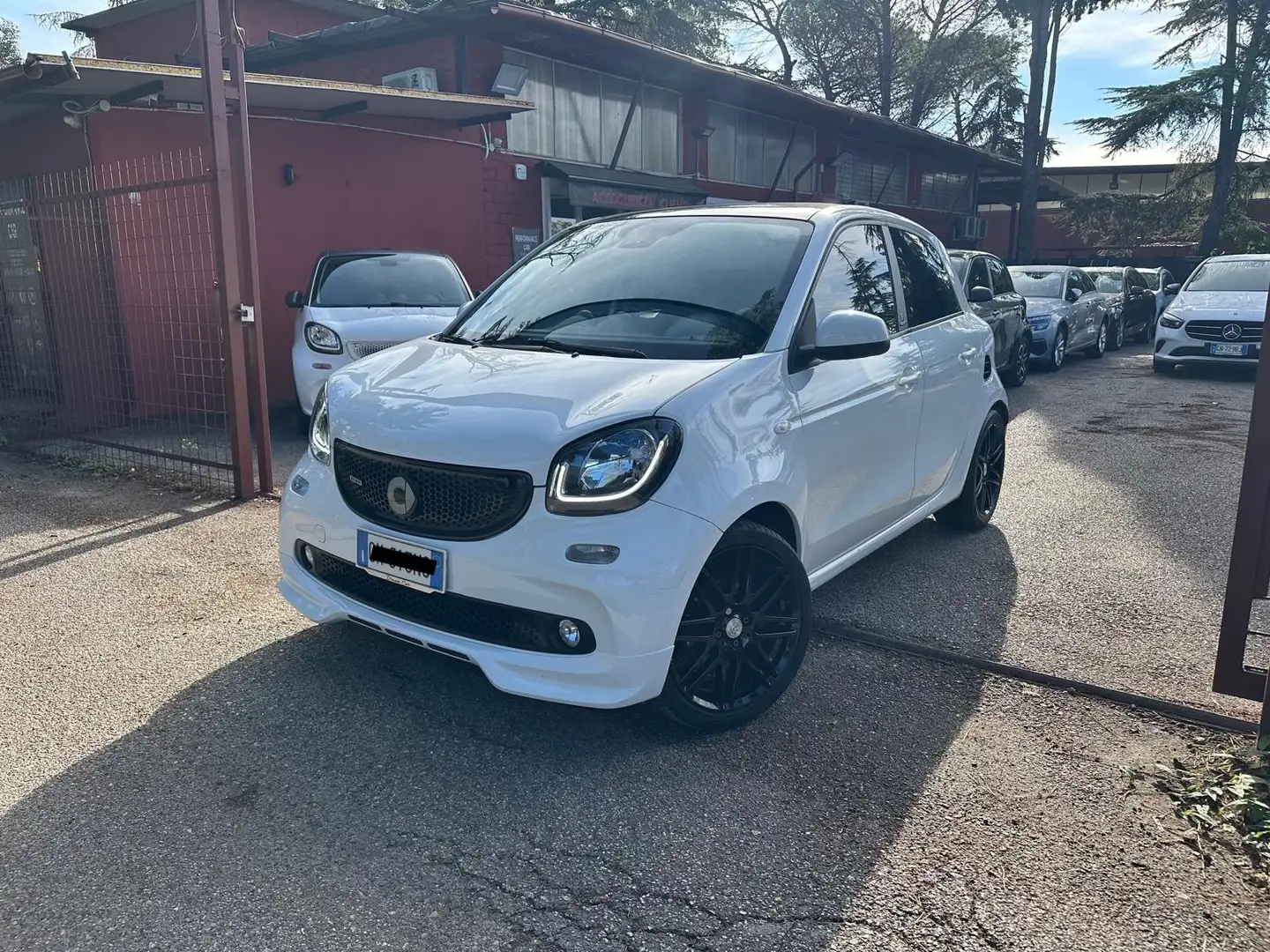 smart brabus SMART BRABUS FORFOUR EXCLUSIVE FULL OPTIONAL 109CV Bianco - 2