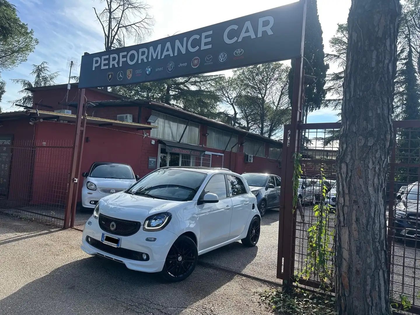 smart brabus SMART BRABUS FORFOUR EXCLUSIVE FULL OPTIONAL 109CV Bianco - 1
