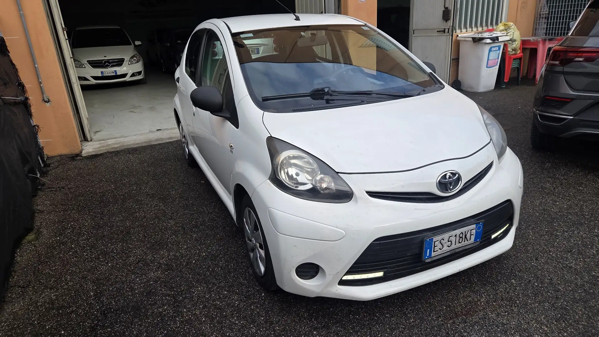 Toyota Aygo 5p 1.0 Edition Bianco - 1