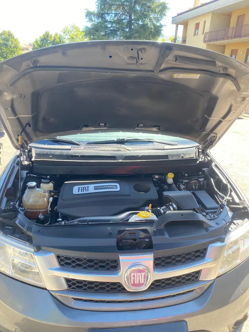 Fiat Freemont 2,2 MJT cambio automatico Grigio - 2