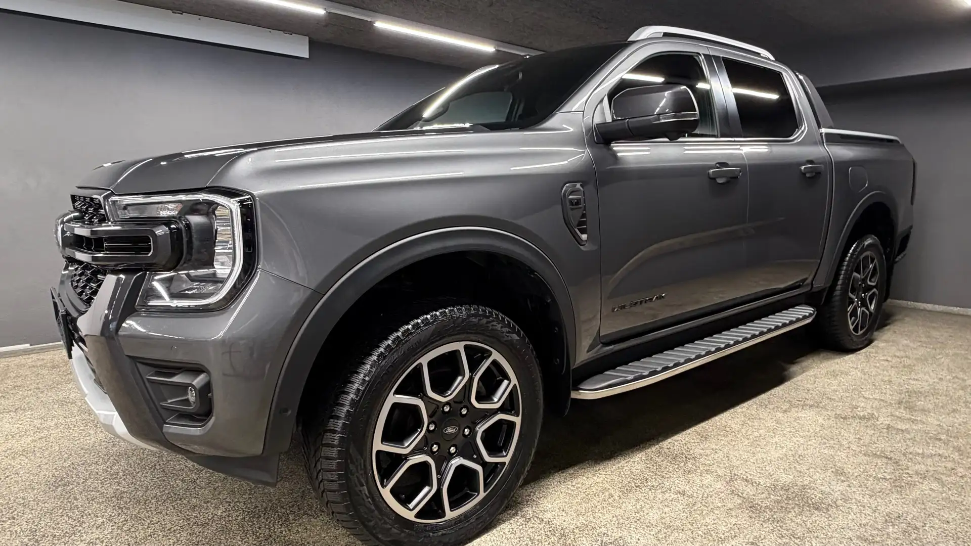 Ford Ranger Wildtrak 4WD Doppelkabine V6 3,0 Export!!! Grau - 2