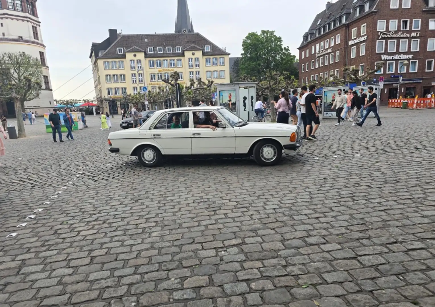 Mercedes-Benz E 200 Mercedes-Benz w123 200D – Oldtimer, Baujahr 1976 - 1
