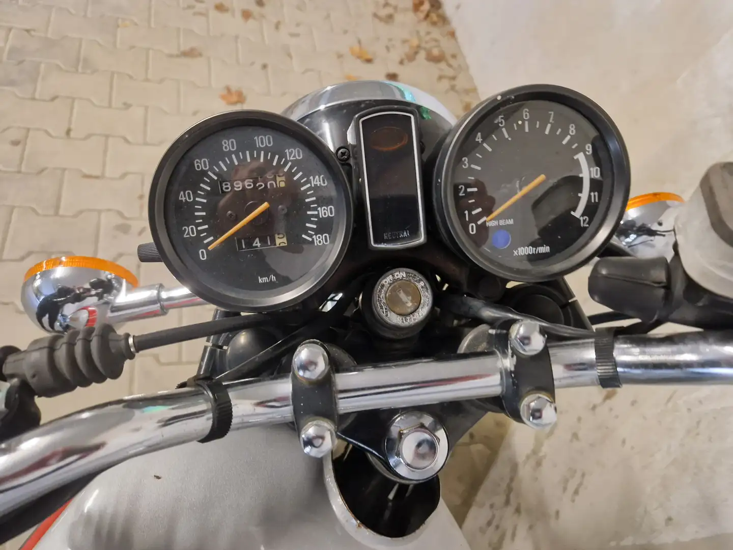 Yamaha XS 400 2A2 Серебристый - 2