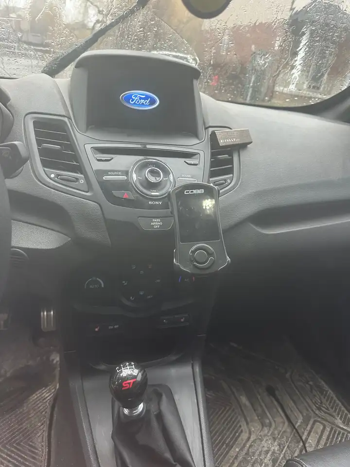 Ford Fiesta снимка Ford Fiesta