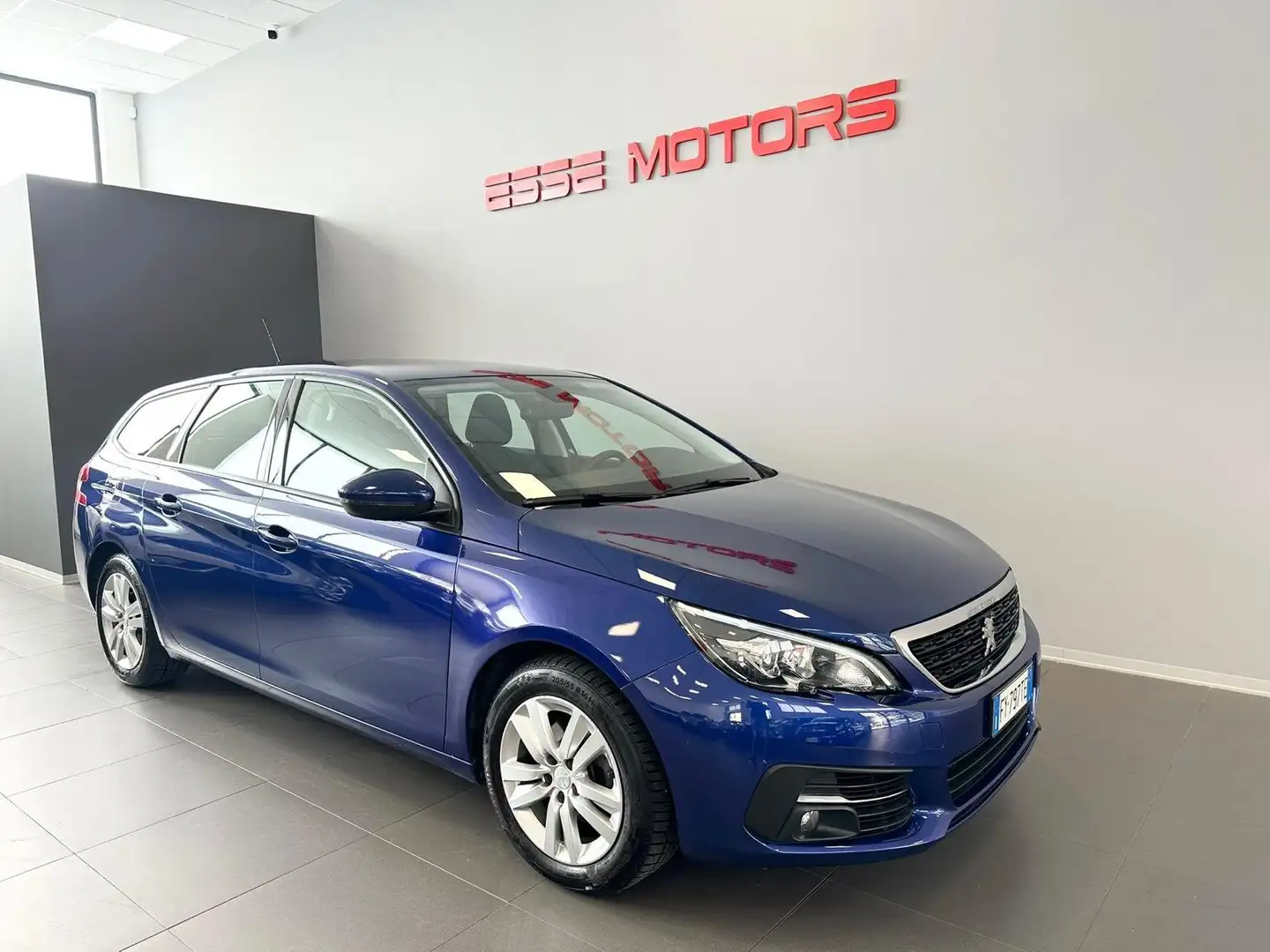 Peugeot 308 SW 1.2 110 CV BENZINA - 42000 KM - PRONTA CONSEGNA Blau - 1