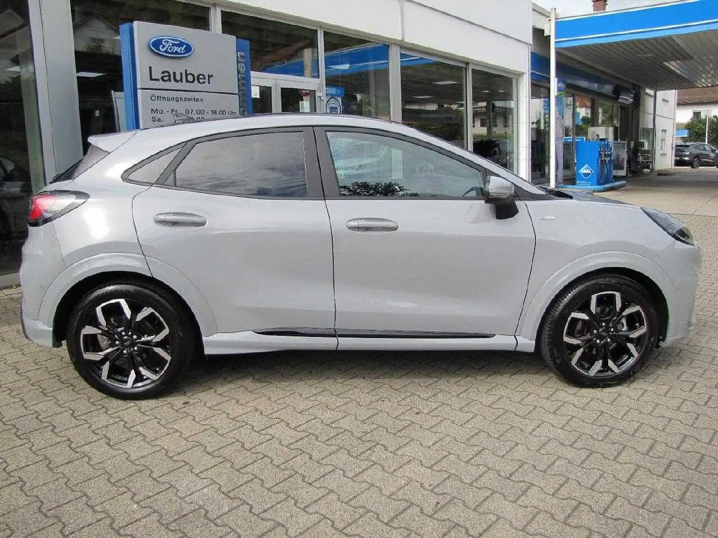 Ford Puma ST-Line X Grau - 2