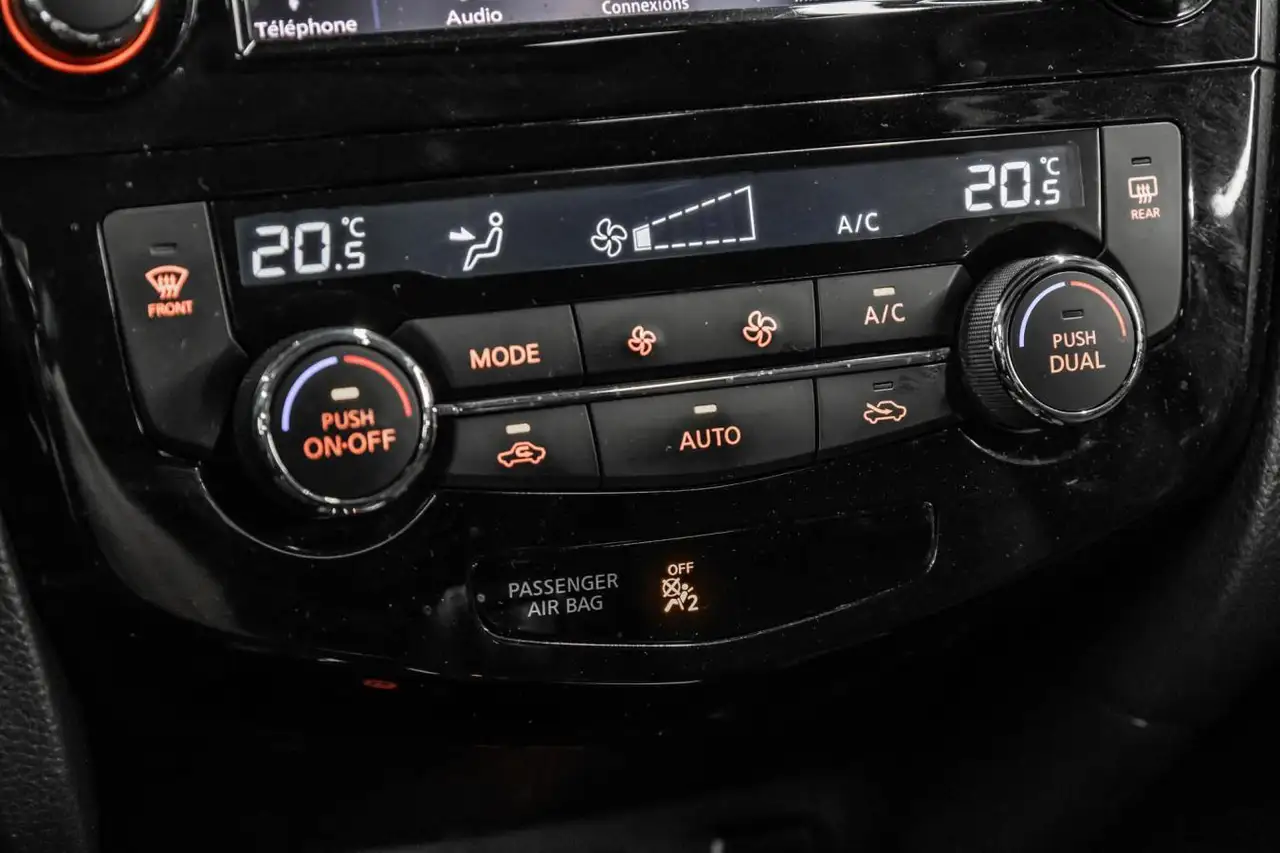 Nissan Qashqai снимка Nissan Qashqai