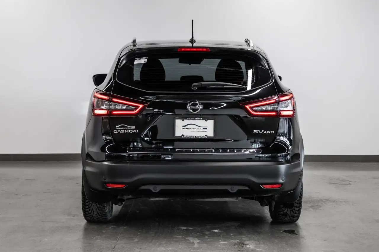 Nissan Qashqai снимка Nissan Qashqai