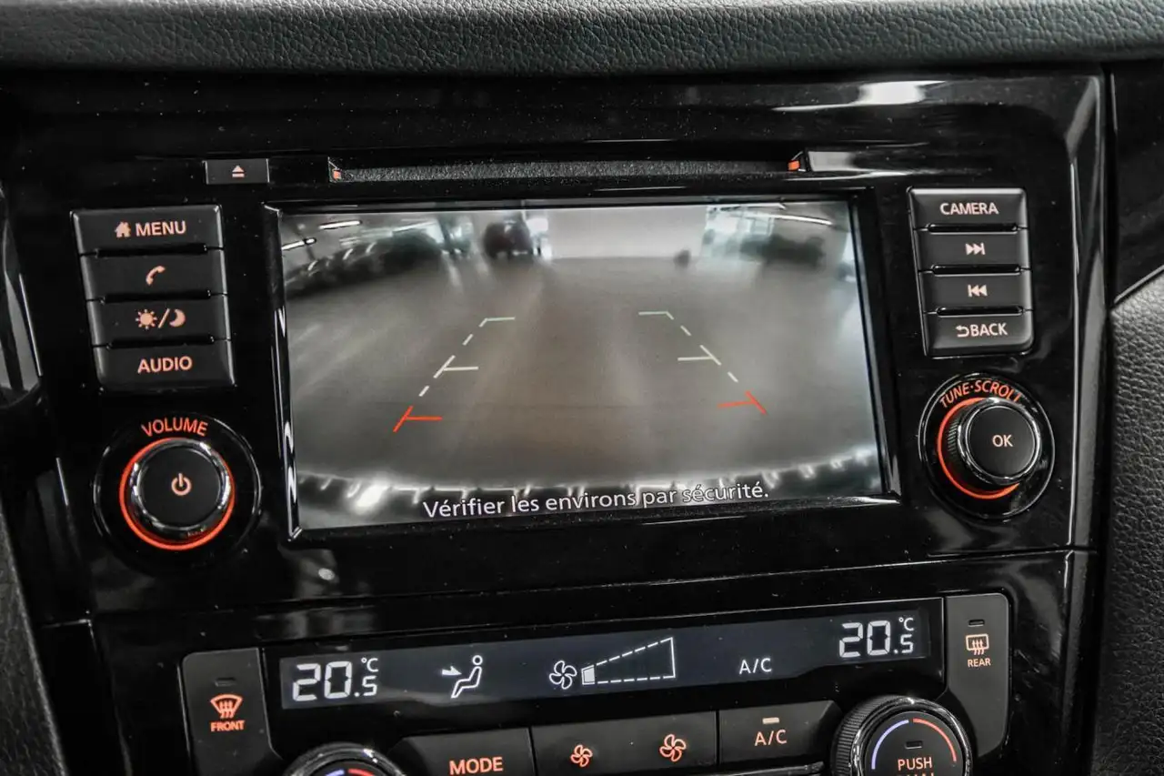 Nissan Qashqai снимка Nissan Qashqai
