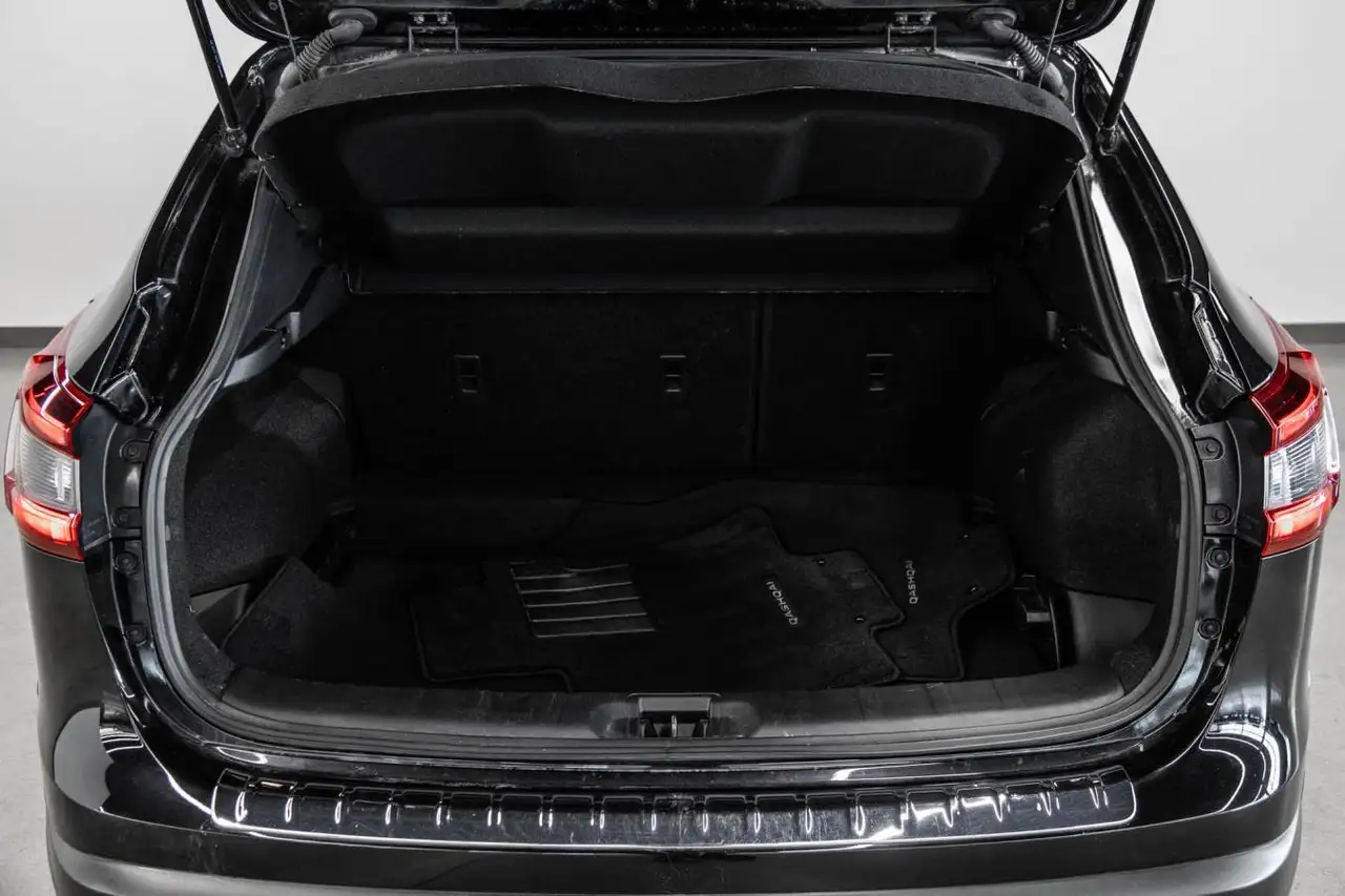 Nissan Qashqai снимка Nissan Qashqai