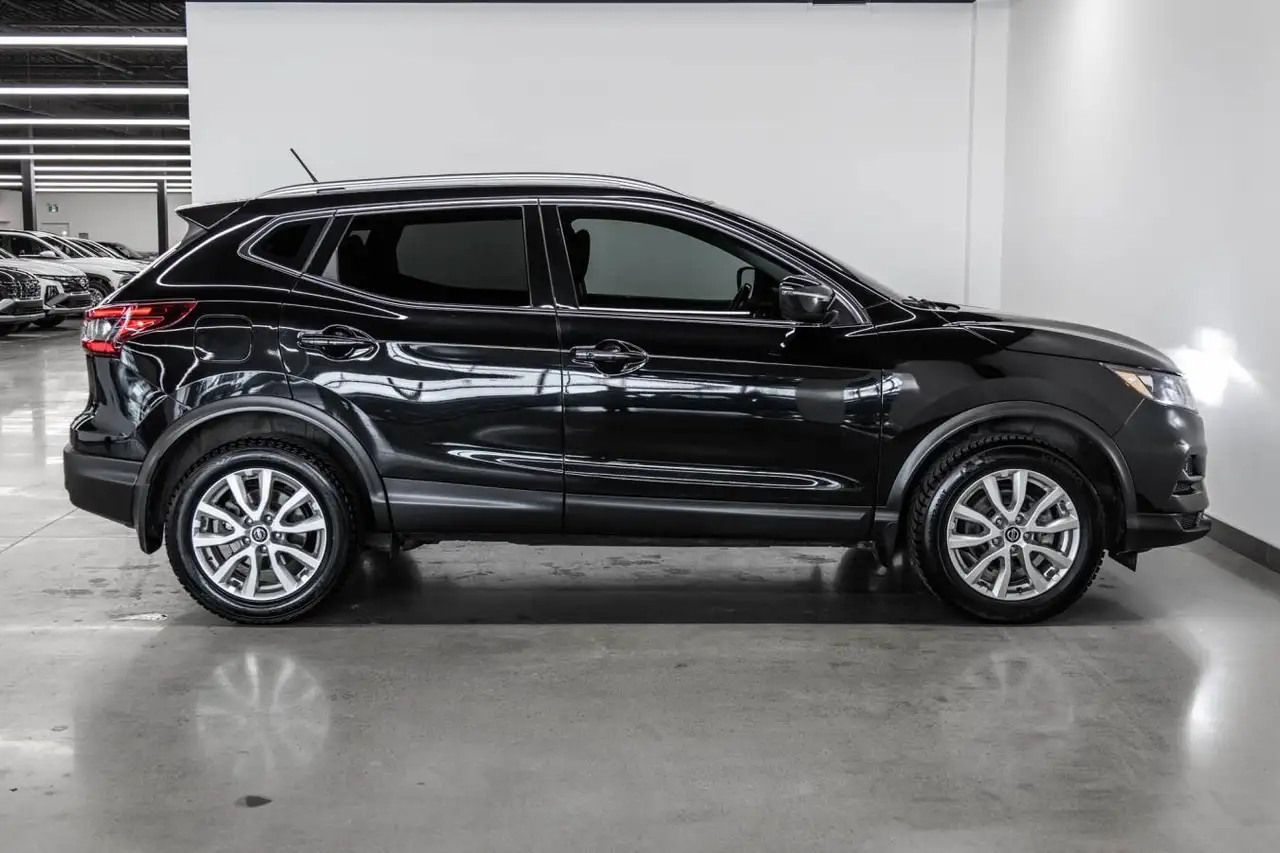 Nissan Qashqai снимка Nissan Qashqai