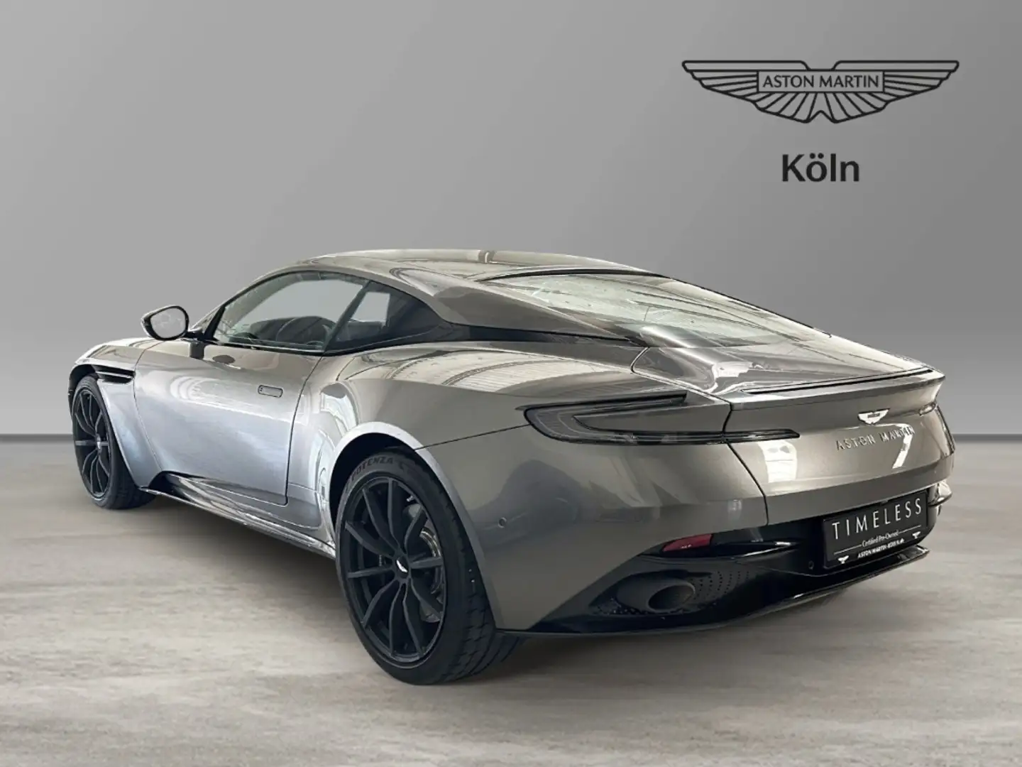 Aston Martin DB11 V8 Coupe Magnetic Silver Onyx Black Carbon Twill Gris - 2