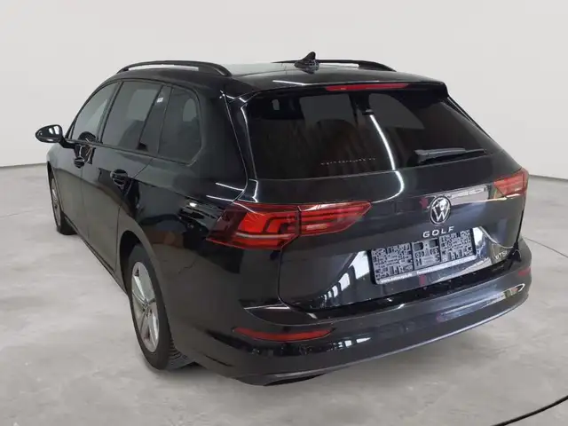 Volkswagen Golf view 5
