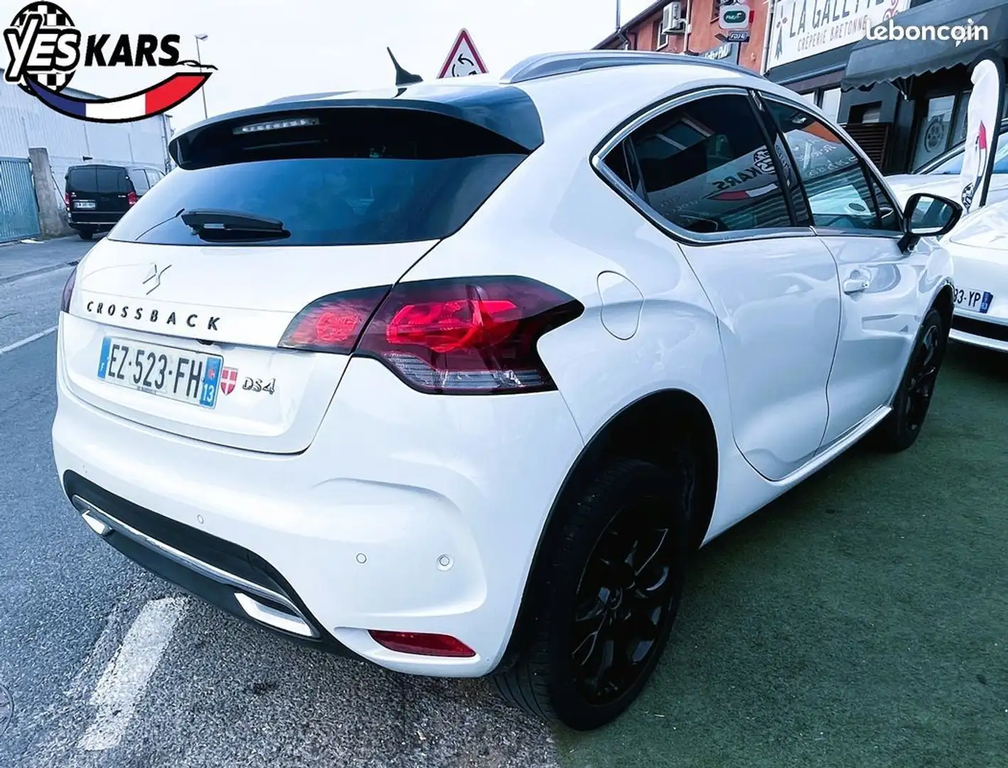 DS Automobiles DS 4 CITROEN BlueHDi 120ch So Chic S&S EAT6 Blanc - 2