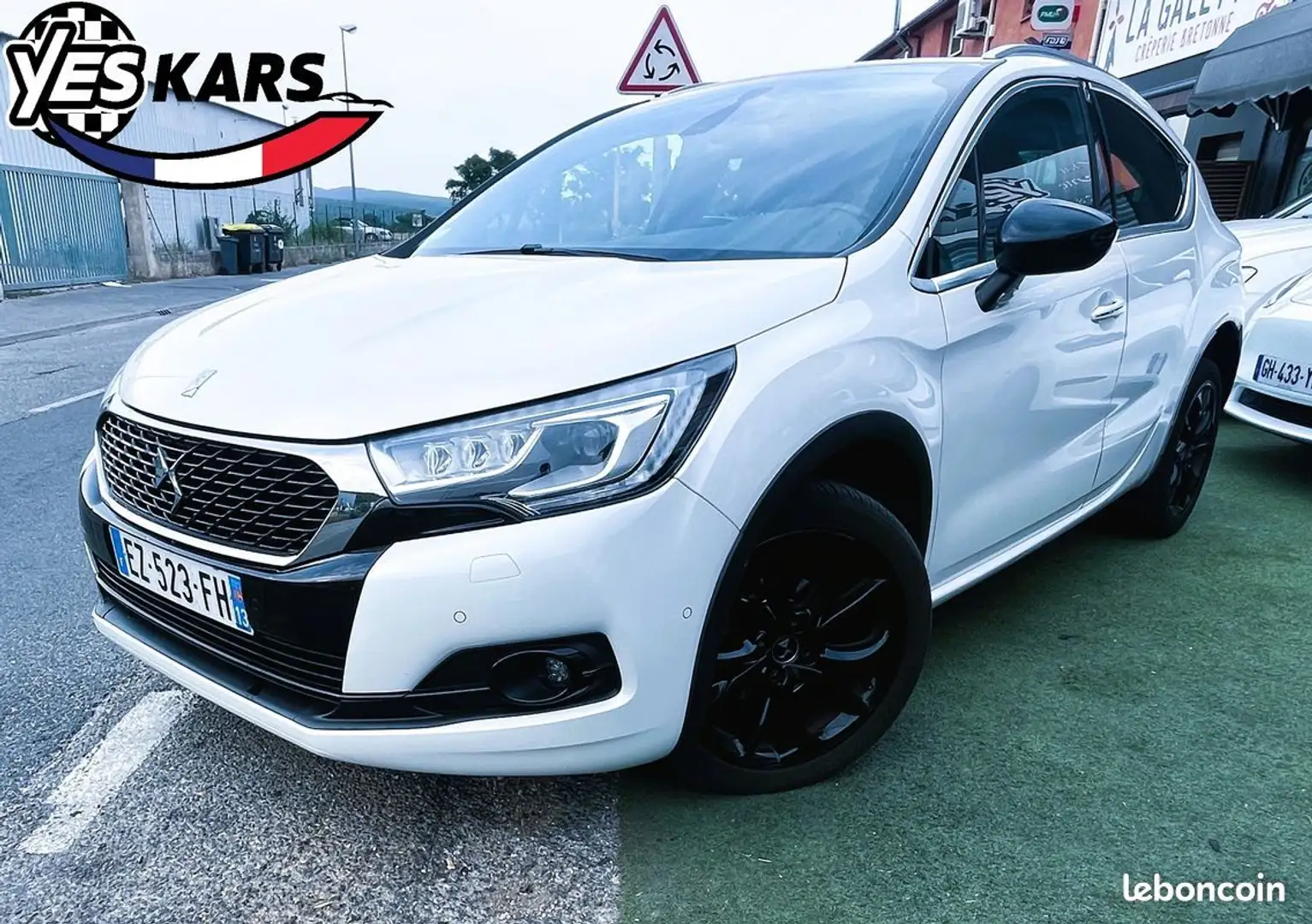 DS Automobiles DS 4 CITROEN BlueHDi 120ch So Chic S&S EAT6 Blanc - 1