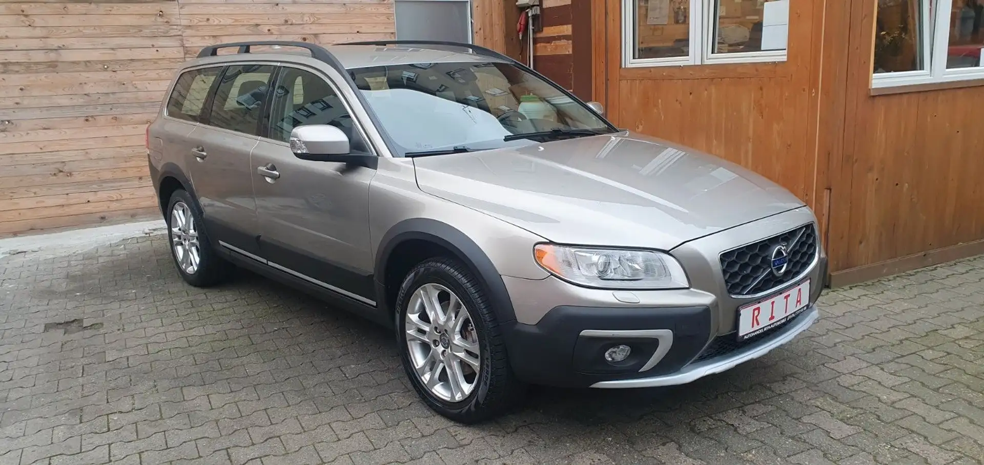 Volvo XC70 D4 AWD ,Tüv Neu Gris - 2