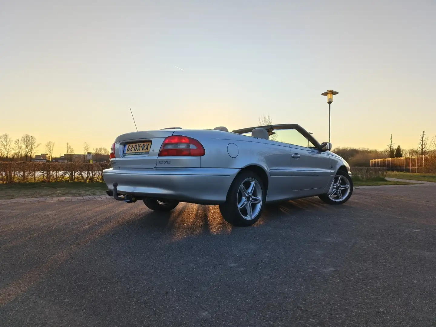 Volvo C70 2.4 T Luxury Gris - 2
