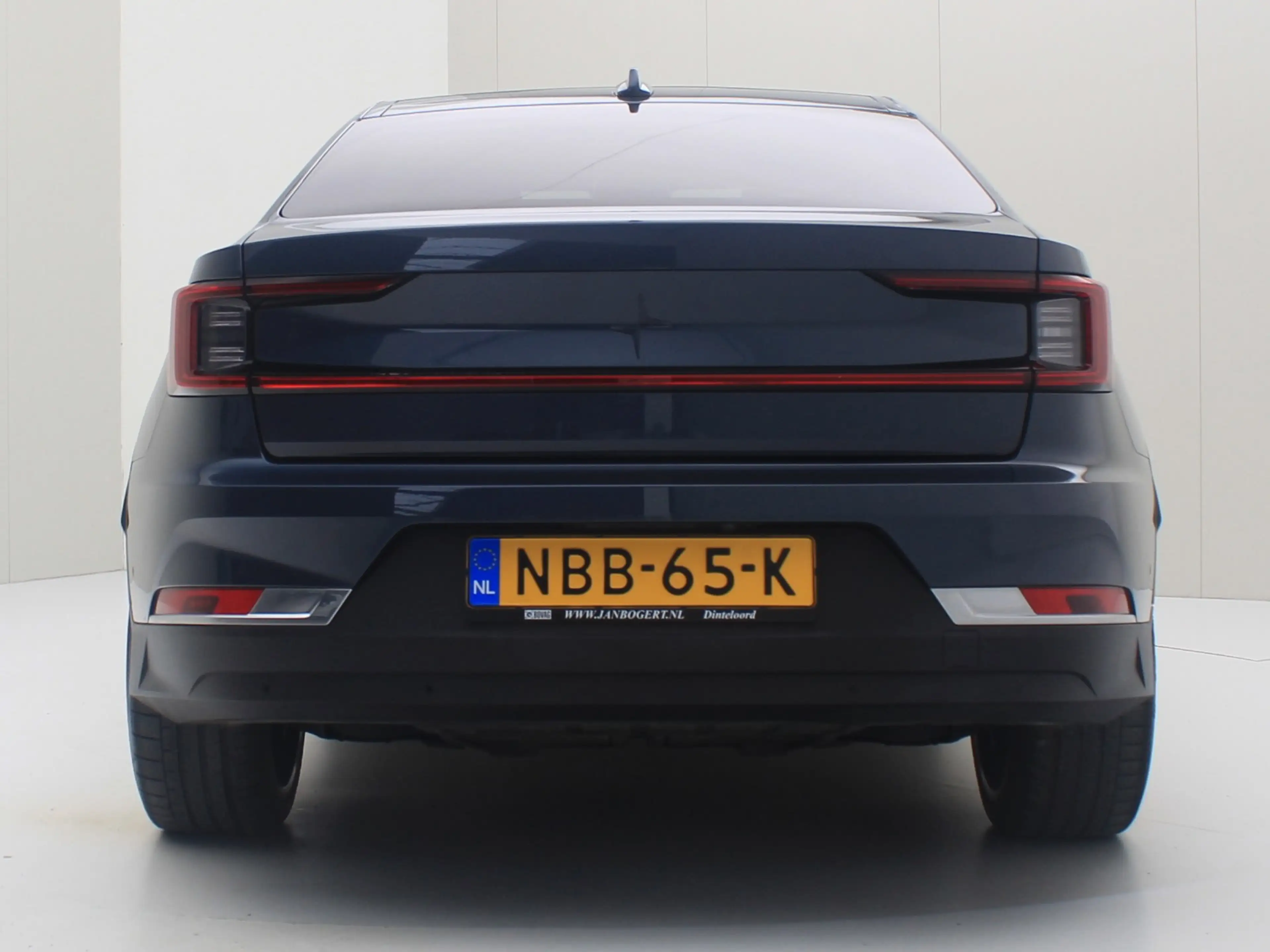 Polestar 2 Long Range Dual Motor 408PK 78kWh [ PLUS+PANO+20IN — photo 7
