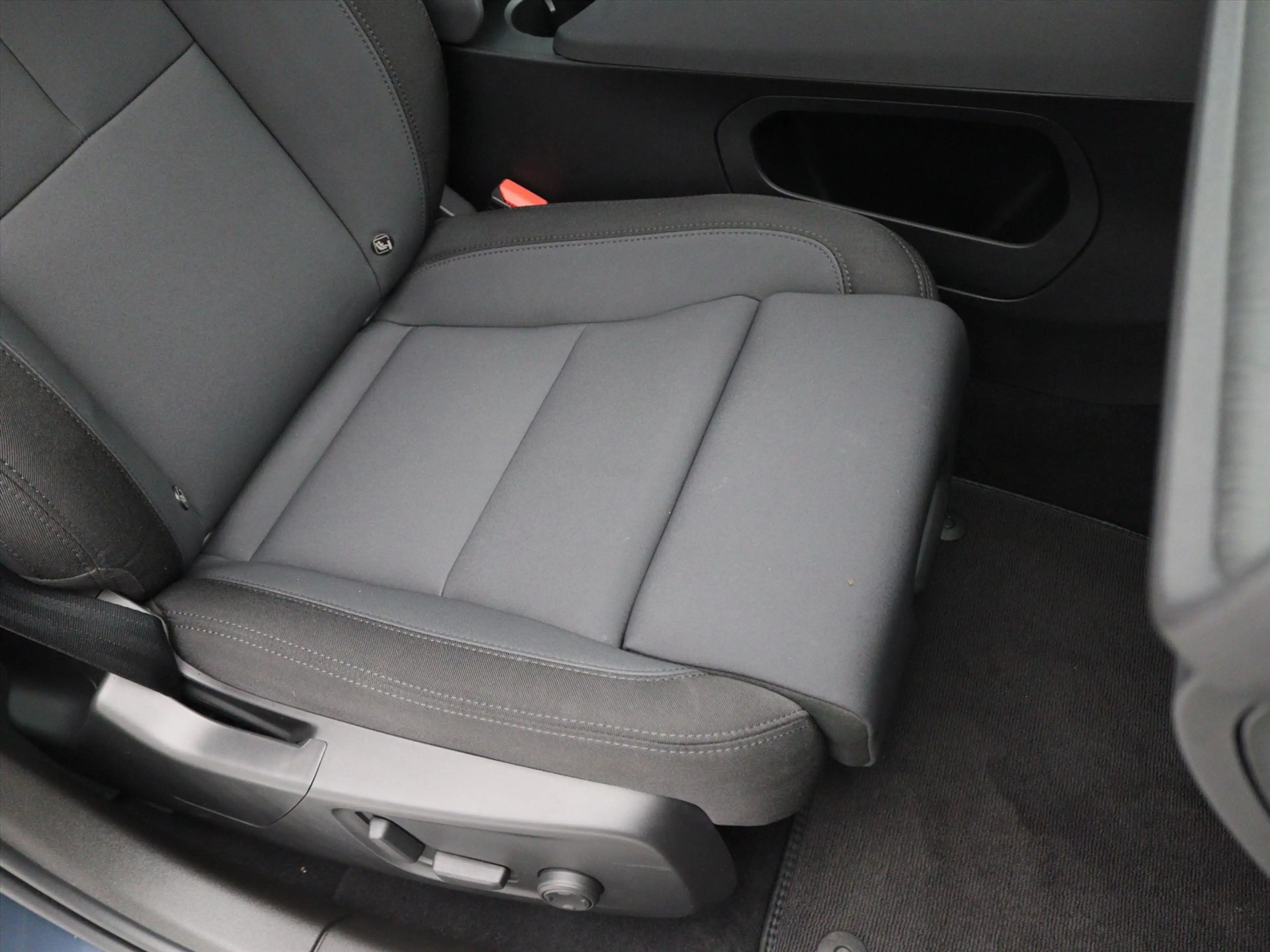 Polestar 2 Long Range Dual Motor 408PK 78kWh [ PLUS+PANO+20IN — photo 17