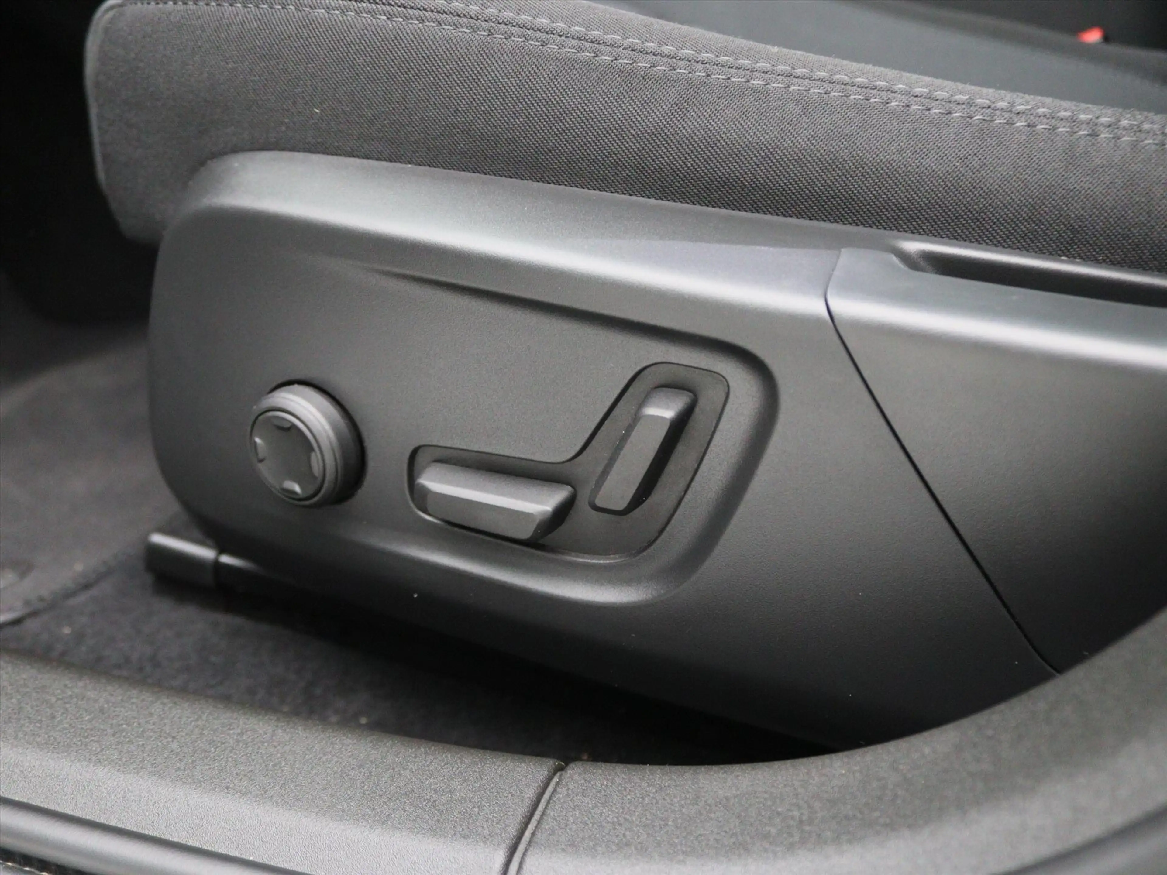 Polestar 2 Long Range Dual Motor 408PK 78kWh [ PLUS+PANO+20IN — photo 20
