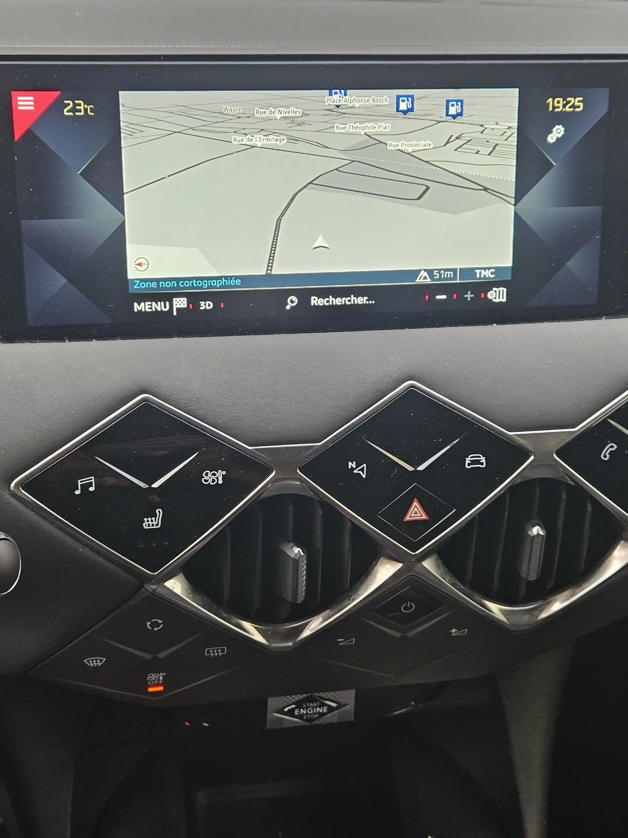 DS Automobiles DS 3 Crossback DS 3 CROSSBACK 1.5 BlueHDi So Chic — photo 7