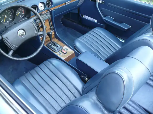 Mercedes-Benz SL view 4