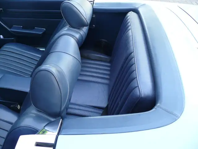Mercedes-Benz SL view 7