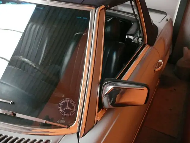 Mercedes-Benz SL view 6
