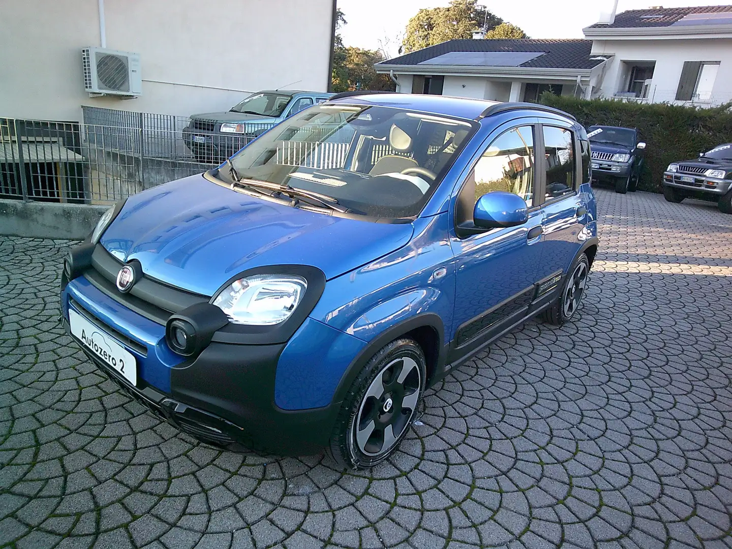 Fiat Panda Pandina  Cross Pandina Cross 1.0 firefly hybrid s Blau - 1