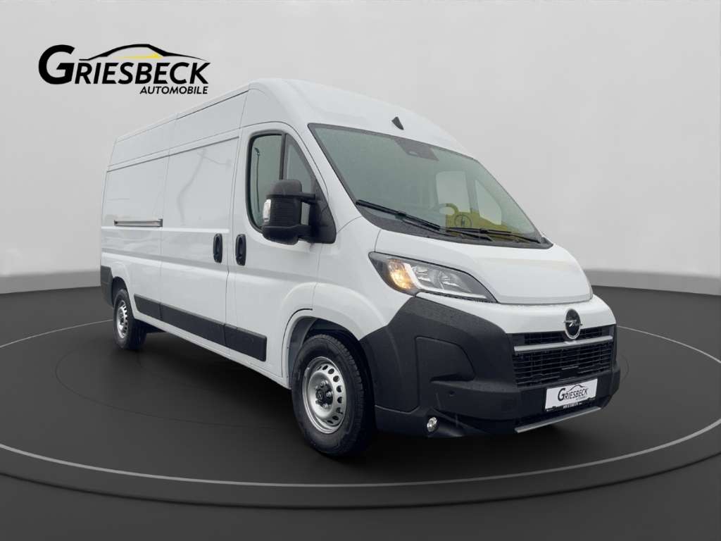 Opel Movano