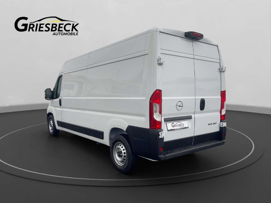 Opel Movano
