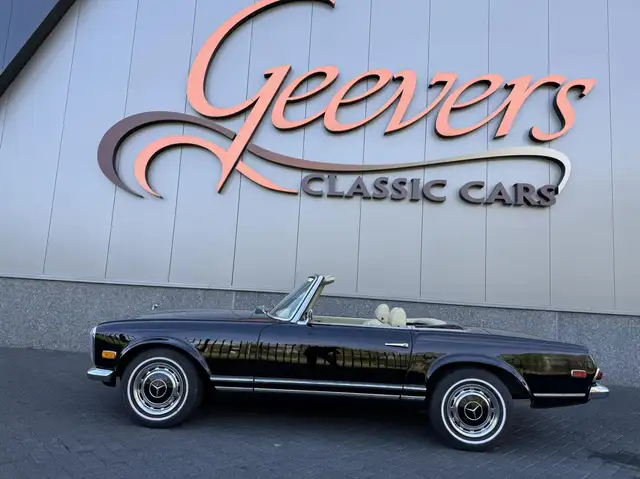 Mercedes-Benz SL 280 W113 Pagode