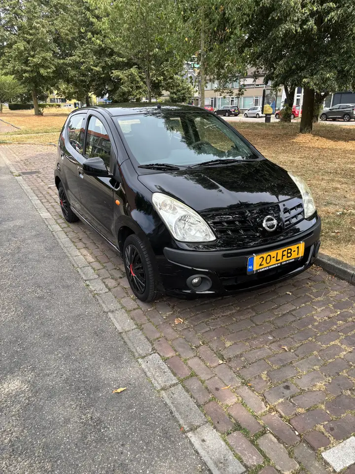 Nissan Pixo