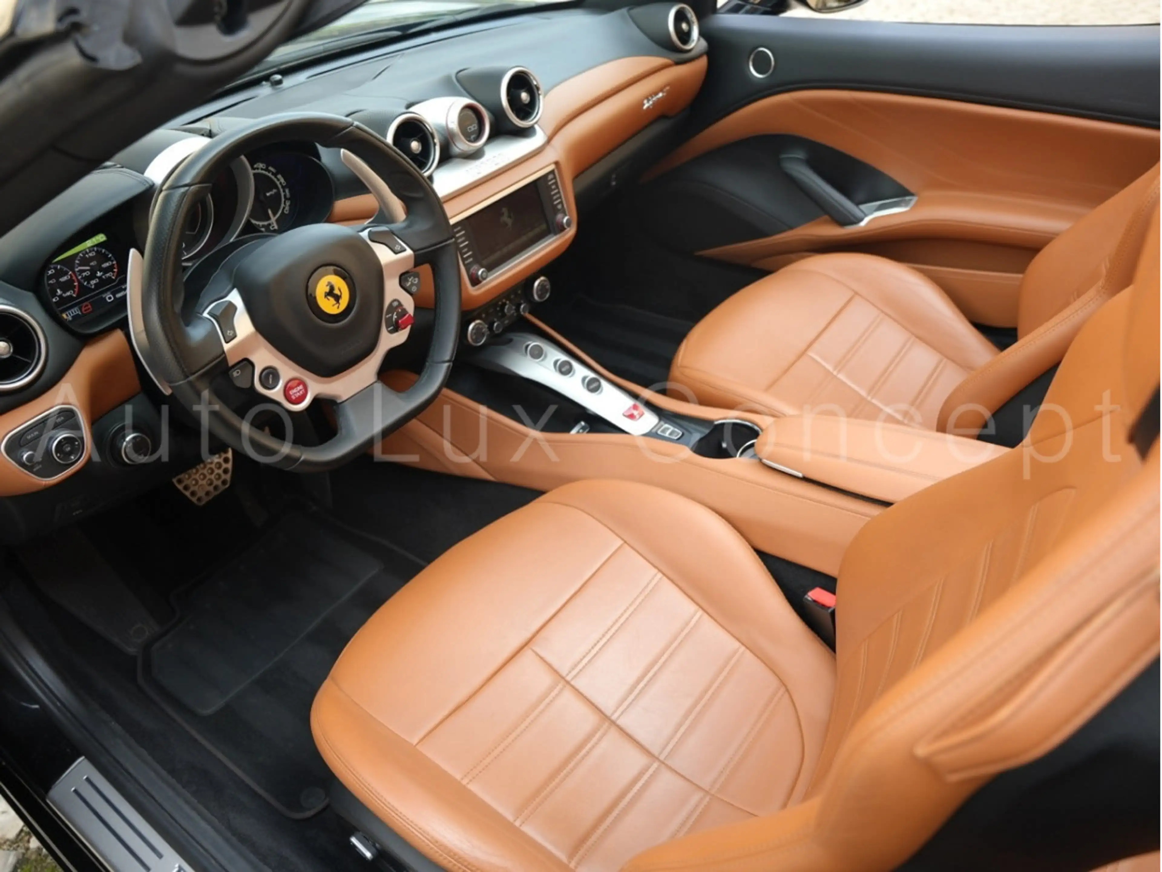 Ferrari California T/CAMERA/MAGNERIDE/CARPLAY/FULL ELECTRIC SEATS — photo 5