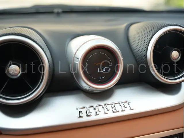 Ferrari California view 13
