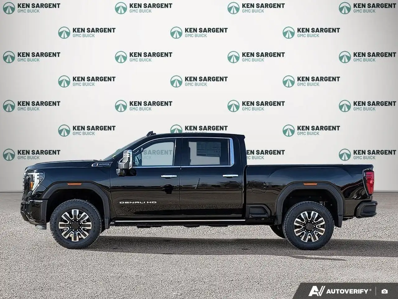 GMC Sierra 3500HD снимка GMC Sierra 3500HD