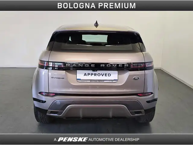 Land Rover Range Rover Evoque view 6