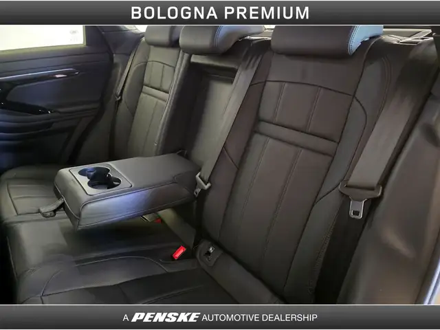Land Rover Range Rover Evoque view 14
