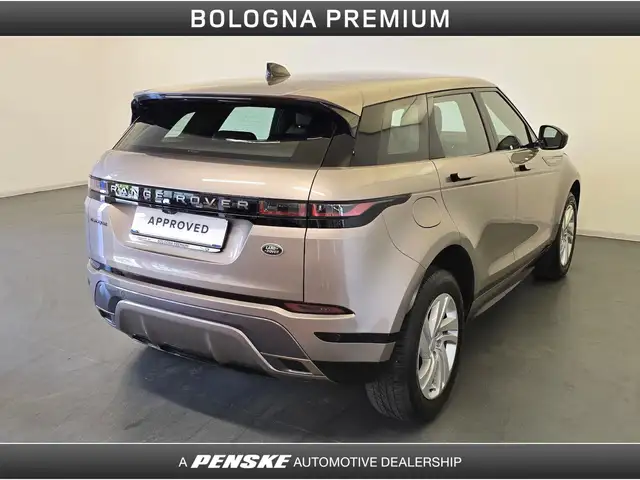 Land Rover Range Rover Evoque view 2