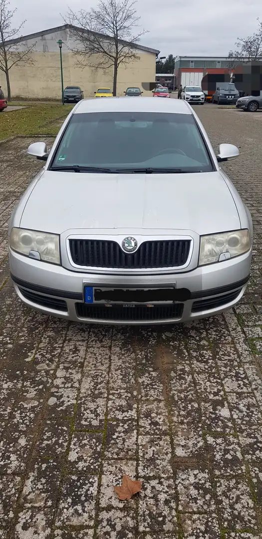 Skoda Superb Superb 1.8 Turbo (mit LPG-Gasanlage) Plateado - 2
