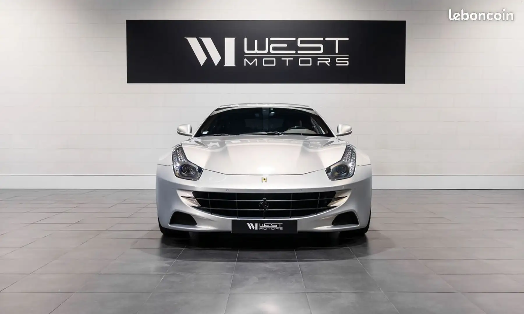 Ferrari FF V12 6.3 660 IMMAT FRANCE Daytona Display Volant Ca Szürke - 2