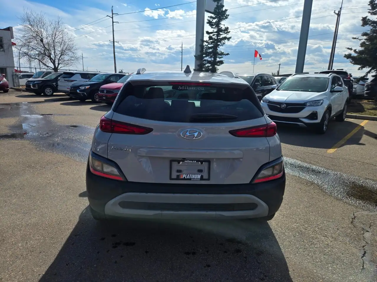 Hyundai KONA снимка Hyundai KONA