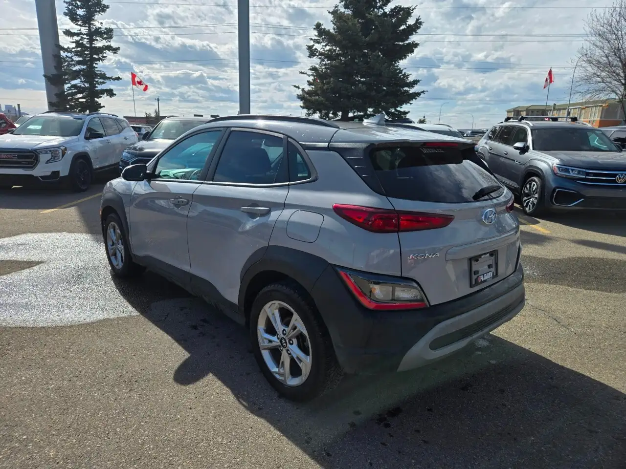 Hyundai KONA снимка Hyundai KONA