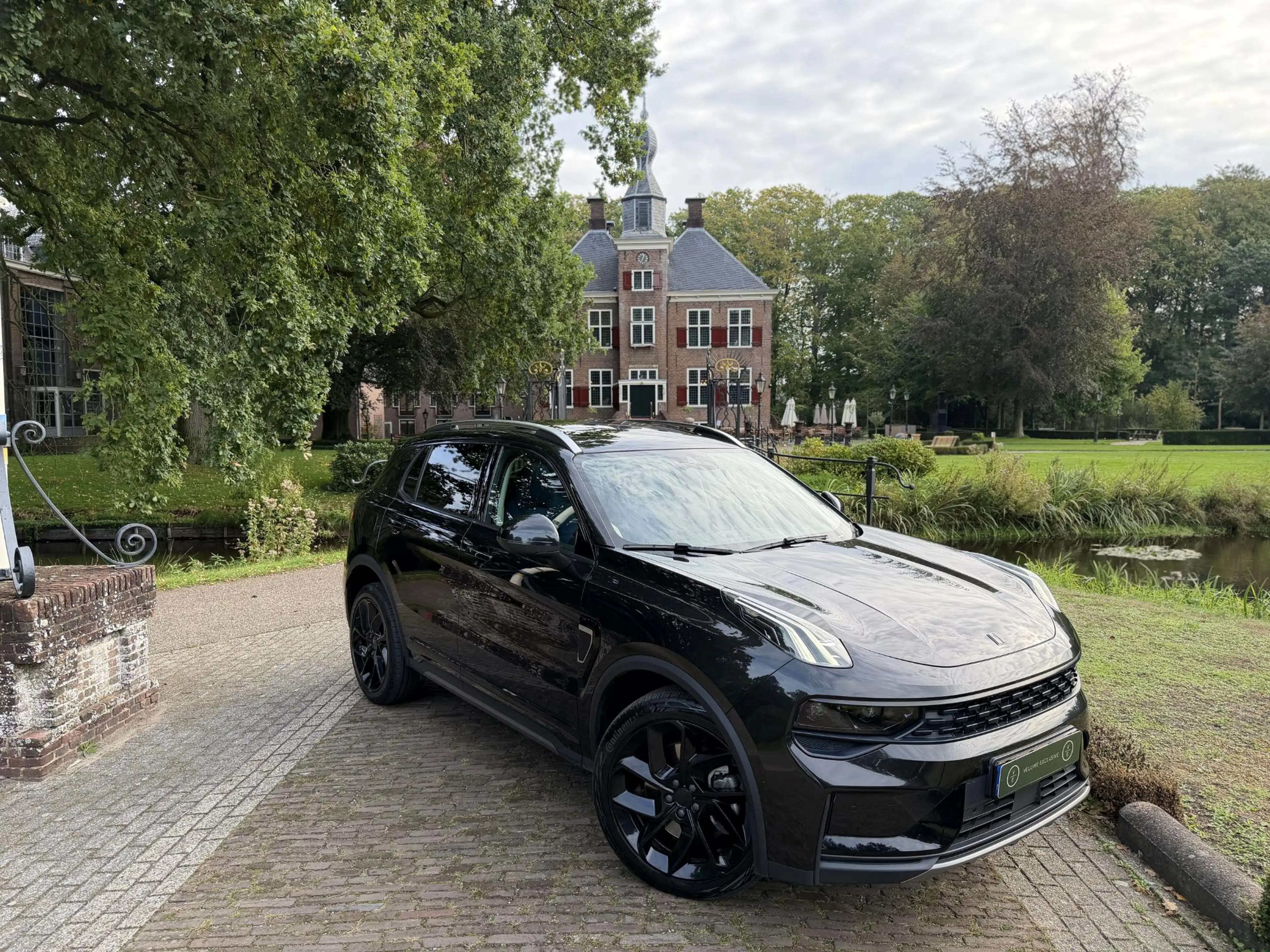 Lynk & Co 01 1.5 | Pano | Black Edition | Trekhaak | Camera | — photo 4