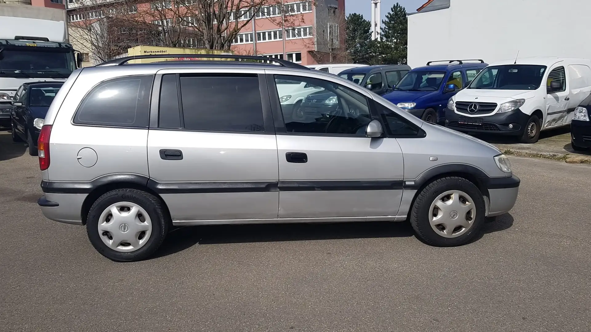 Opel Zafira 1.6 Elegance Silver - 1