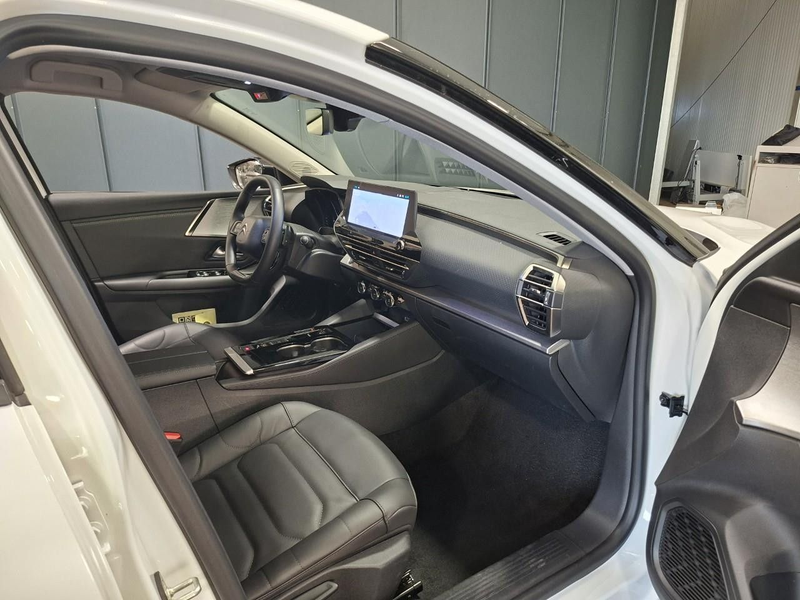 Citroen C5 X Hybrid 145PS 6G-DSG Plus *HUD*NAVI*LEDER* — photo 4