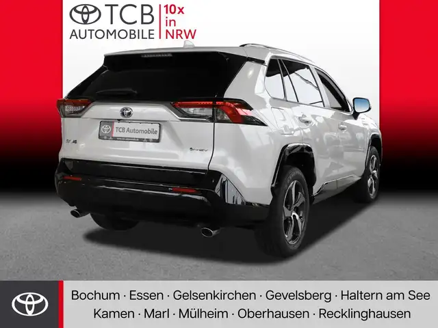Toyota Rav4 view 2