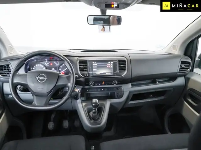 Opel Vivaro view 6