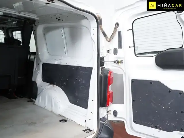 Opel Vivaro view 22
